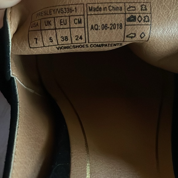 VIONIC Presley Black Suede Mule Slip On - Picture 9 of 9